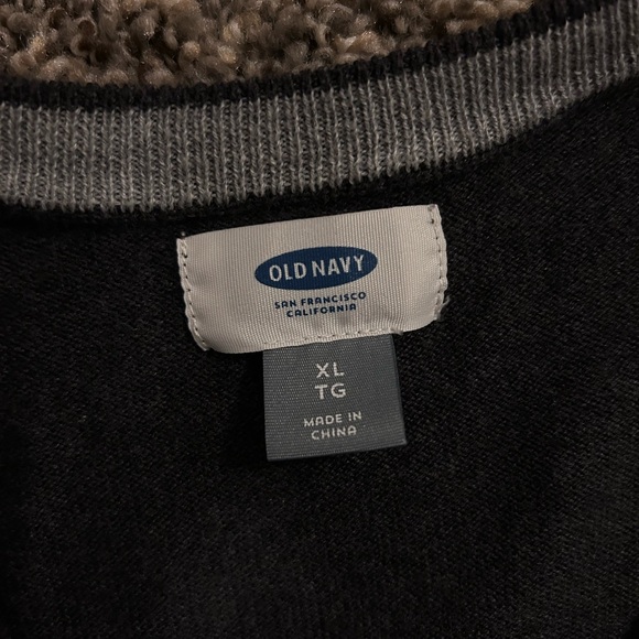 Old Navy Charcoal Gray V-Neck Sweater - Picture 8 of 15